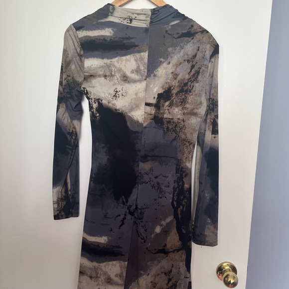 DONNA MORGAN | Asymmetrical Splash Print Midi Dress Sz 8 US - Picture 2 of 6